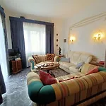 Domus 3*
