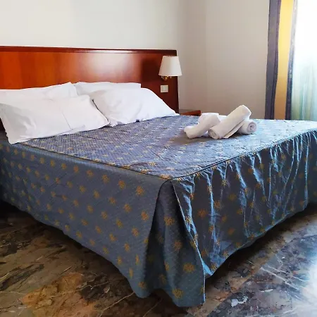 Πανσιόν Domus