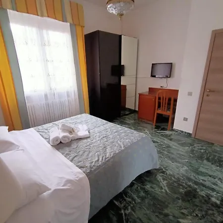 Πανσιόν Domus Τσεζένα