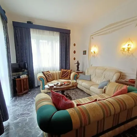 Domus 3*