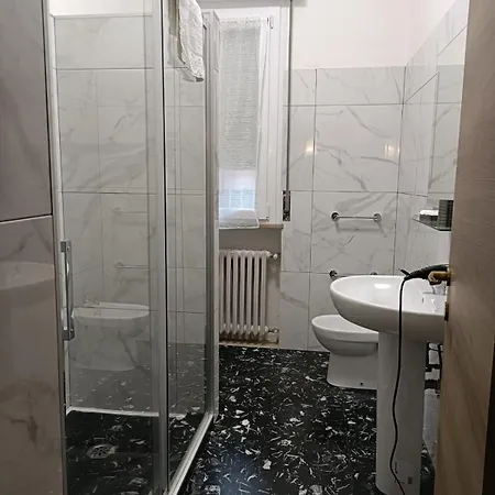 Pensión Domus 3*